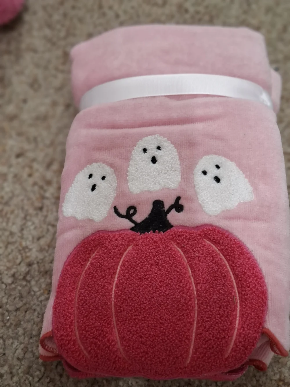 cupcakes & cashmere soft pink